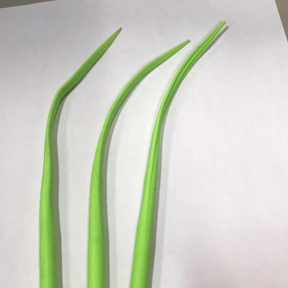 Awesome moldable grass pens!!! - Picture 5 of 6